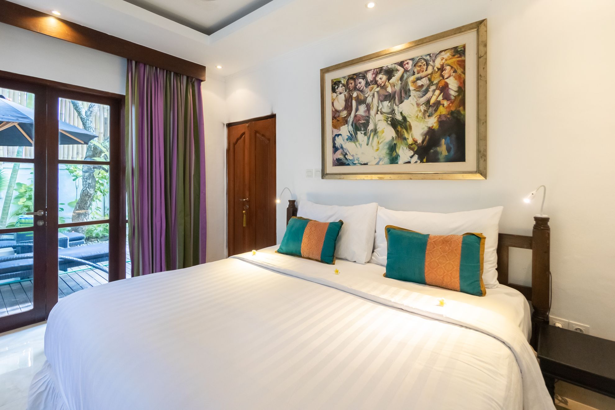 shanti-pyaar-bed1